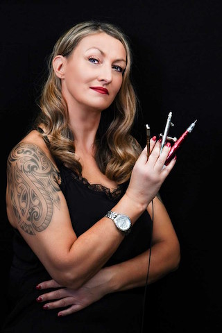 Kontaktbild BM Airbrushtanning Kontaktbild BM Airbrushtanning, Beauty & Brautstyling Stuttgart