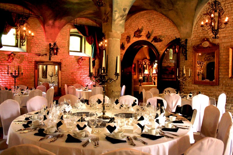 Schloss Oberndorf - exklusiv und in privatem Ambiente feiern Bild 1
