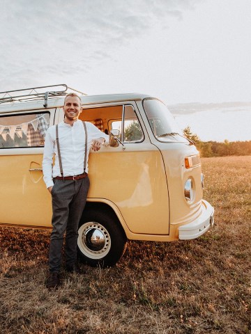 VW Bulli mit Fotobox, Hochzeitsauto · Kutsche Baltmannsweiler, Kontaktbild