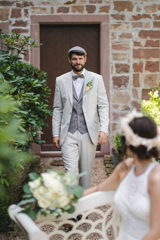 Dolzer Maßkonfektion | Individuelle Hochzeitsoutfits, Brautmode · Hochzeitsanzug Stuttgart, Logo Dolzer Maßkonfektion | Individuelle Hochzeitsoutfits, Brautmode · Hochzeitsanzug Stuttgart, Logo
